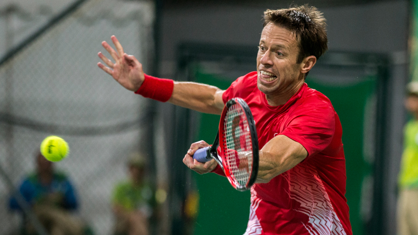 Canada's Daniel Nestor returns a ball in men's doubles action at Rio 2016 on August 8, 2016. (David Jackson/COC)