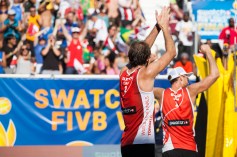 Saxton and Schalk during the FIVB World Tour Finals