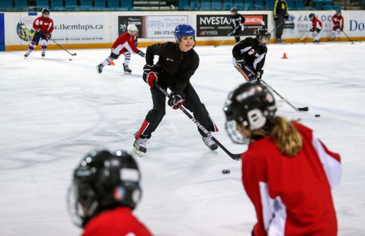 teck-olympic-hockey_9825 Jennifer Botterill interacts with young players at the Teck Coaching Series in Kamloops, BC on December 3, 2016 Photo: Allen Douglas
