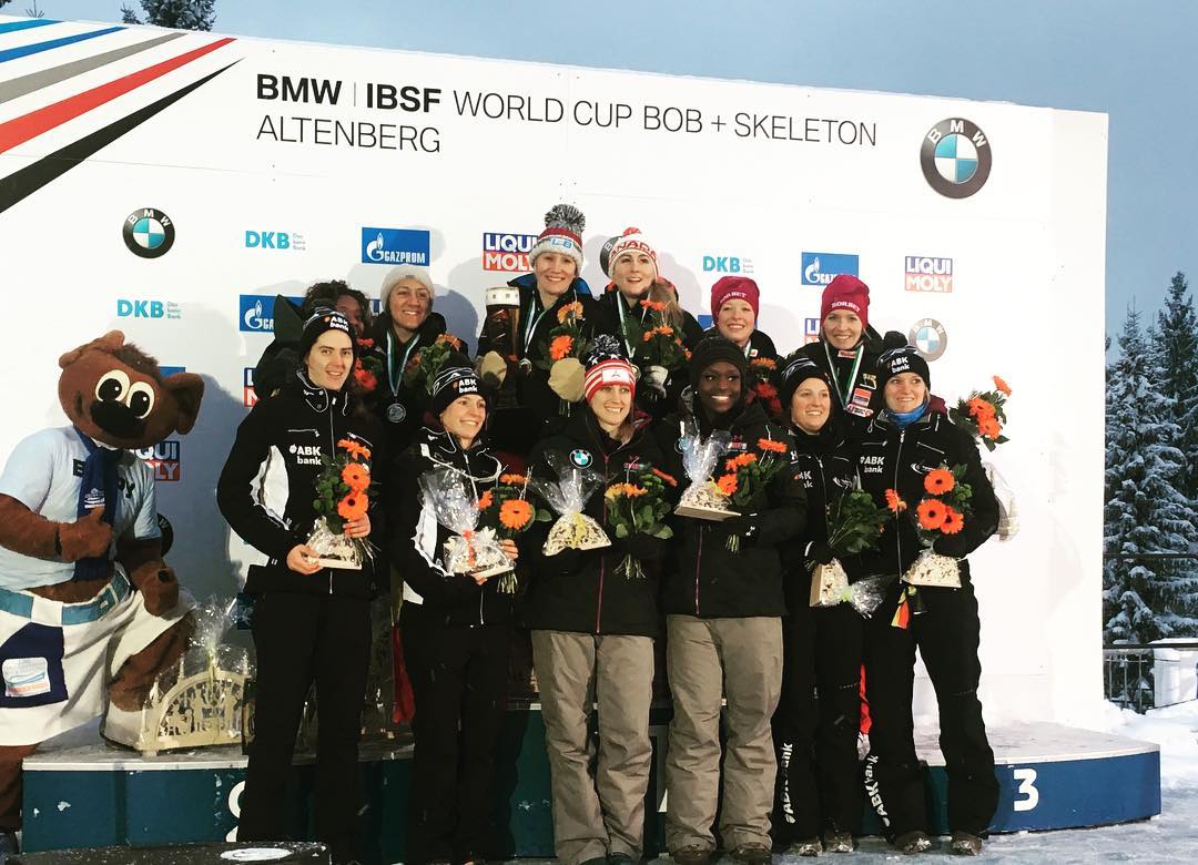 Kaillie Humphries & Melissa Lotholz (centre, top row) on the Altenberg World Cup podium with the top six teams on January 6, 2017 (Photo: IBSF).