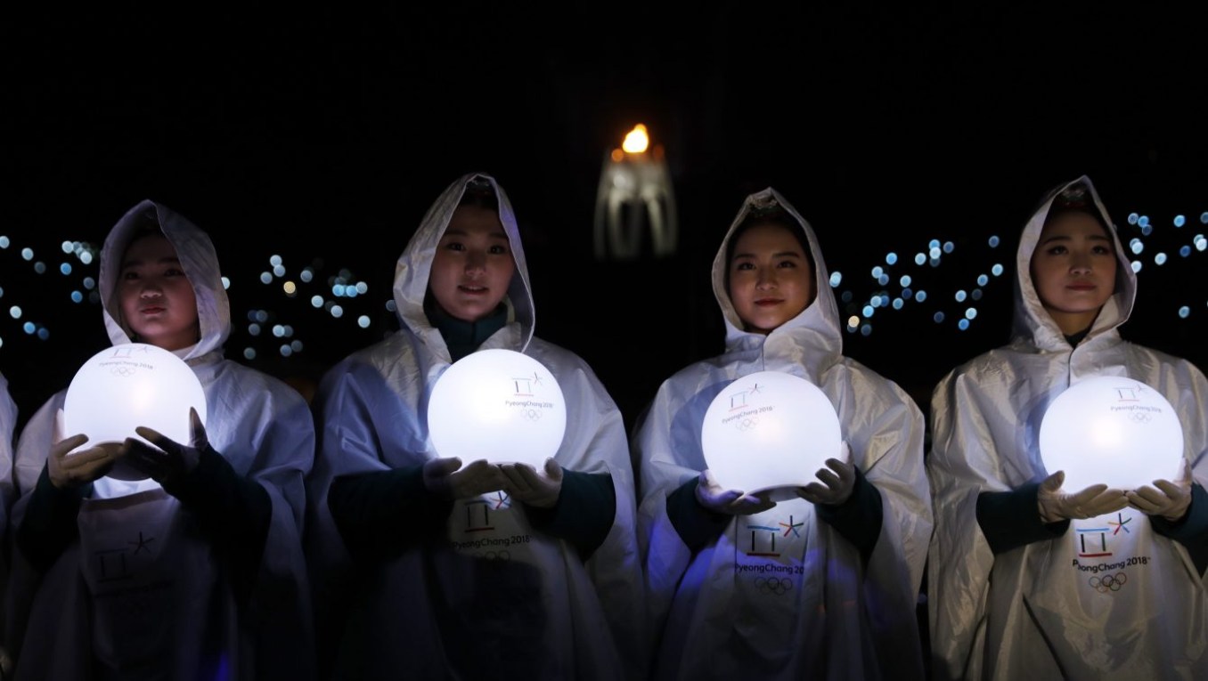 Pyeongchang Olympics Closing Ceremony Performers carry lights during the closing ceremony of the 2018 Winter Olympics in Pyeongchang, South Korea, Sunday, Feb. 25, 2018. (AP Photo/Natacha Pisarenko)