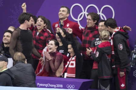 Team Canada PyeongChang 2018 Figure Skating team gold Team Canada PyeongChang 2018 Figure Skating team gold