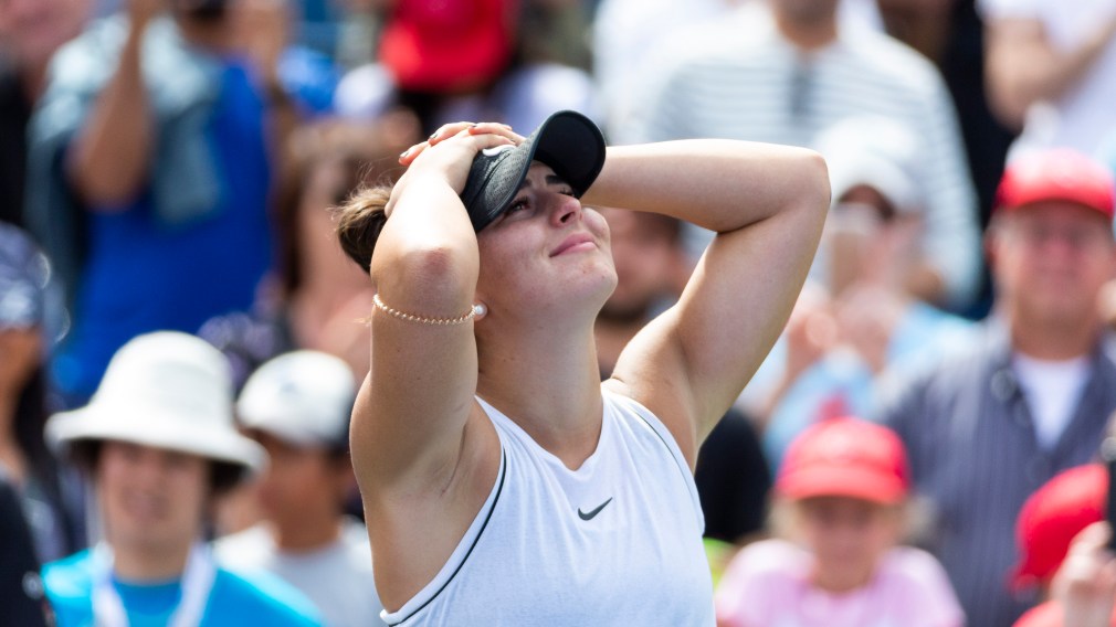Bianca Andreescu looks to the sky