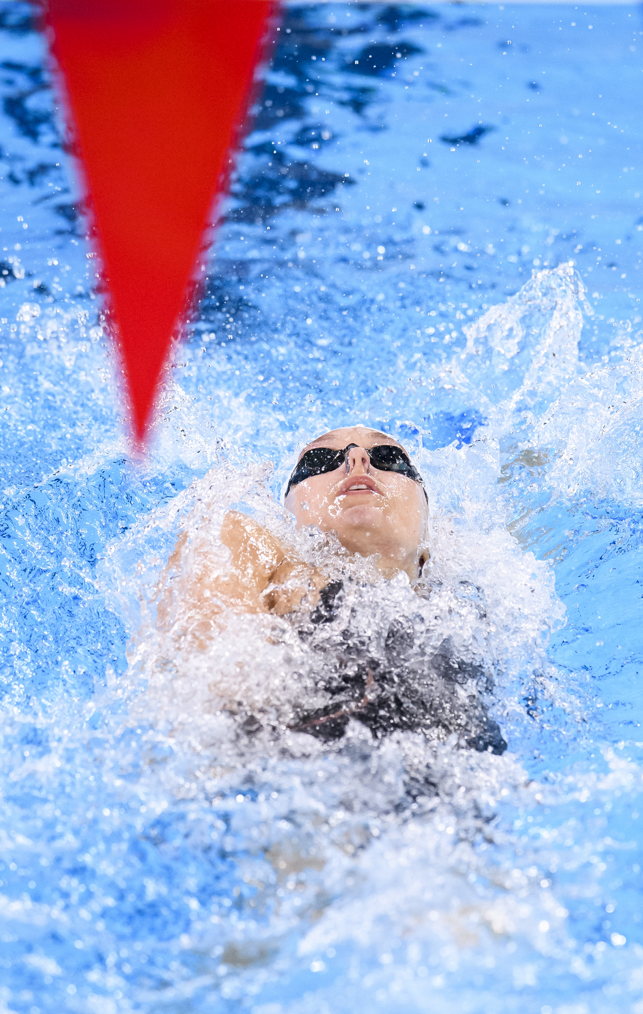 swimmer doing backstroke