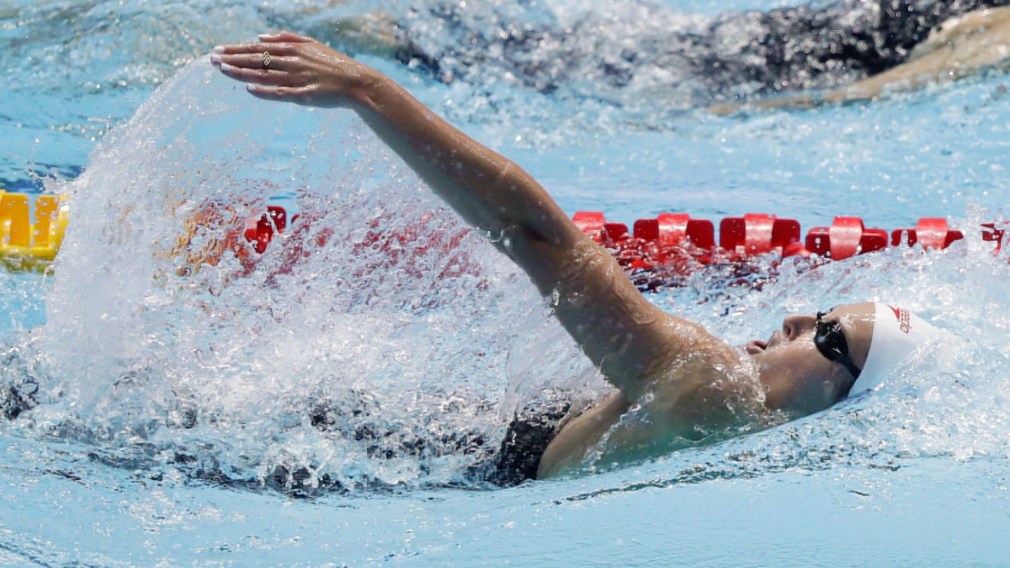 Sydney Pickrem swims the 200 medley.