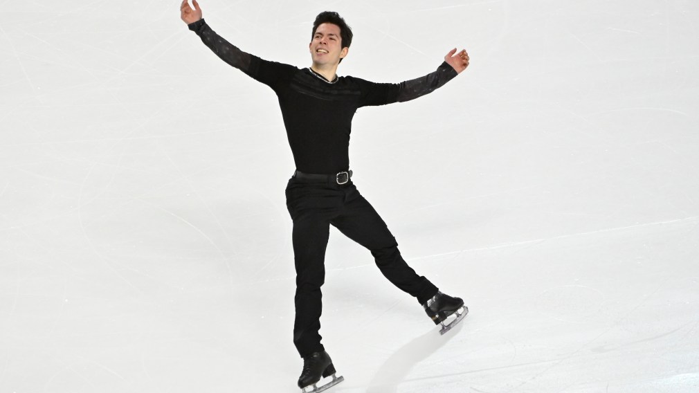 Keegan Messing skates in competition