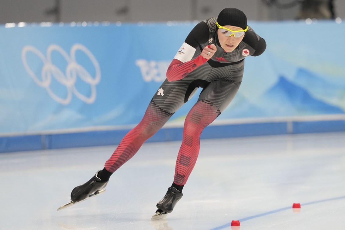 Isabelle Weidemann skates