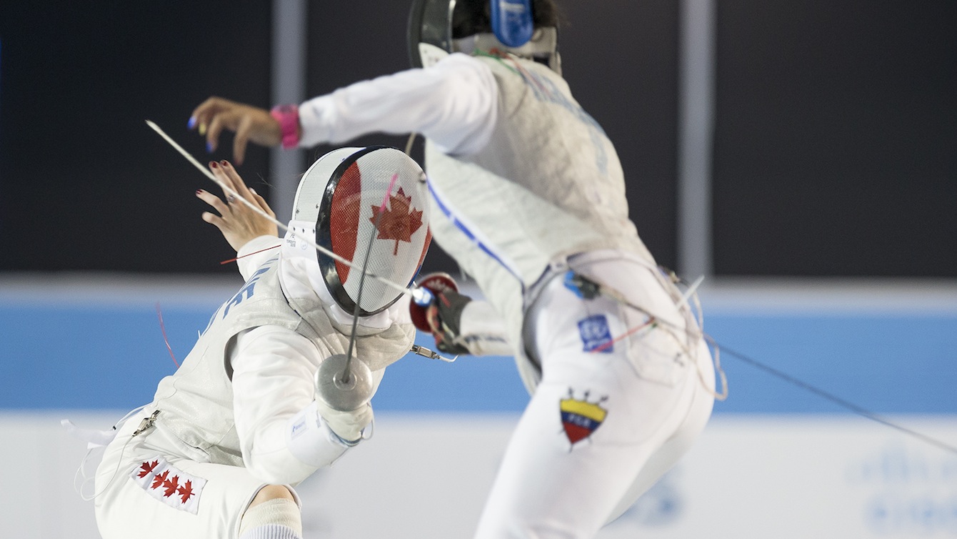 Alanna Goldie a remporté la médaille de bronze au fleuret individuel 