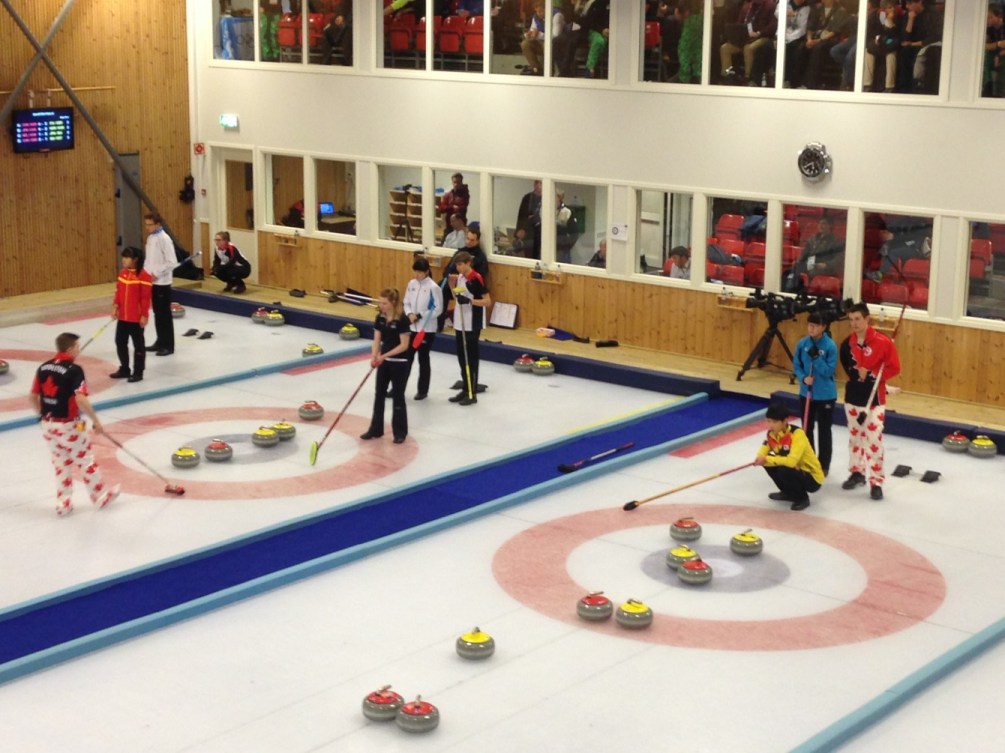 Curling double mixte