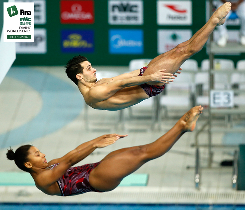 Jennifer Abel et François Imbault-Dulac lors de l'épreuve du 3 m synchronisé mixte à la Coupe du monde de Beijing, le 12 mars 2016. (Photo : FINA)