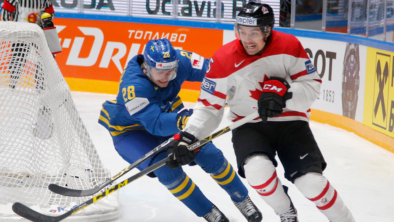 Cody Ceci au Championnat du monde IIHF, le 19 mai 2016 (AP Photo/Dmitri Lovetsky)