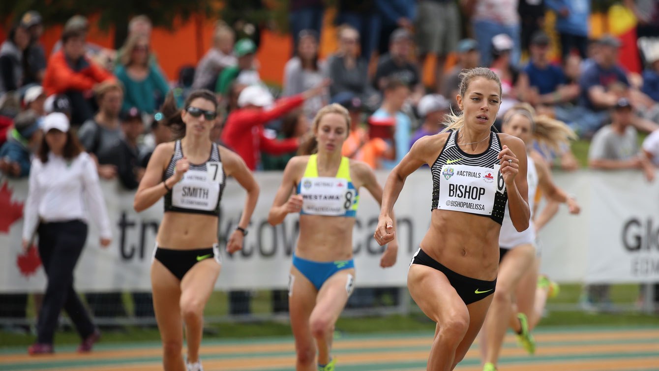 Melissa Bishop pendant la finale du 800 m aux Essais olympique d'Athlétisme Canada, le 10 juillet 2016.