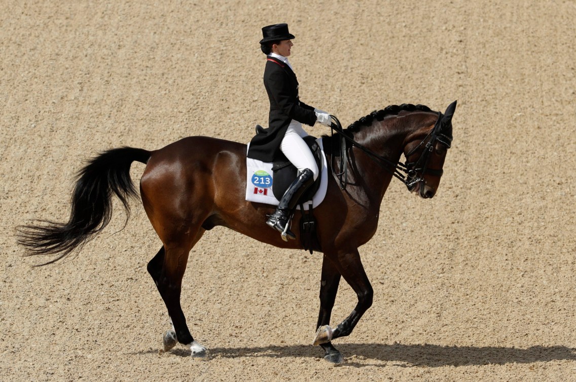 Belinda Trussell et sa monture, Anton, lors de l'épreuve individuelle de dressage. 