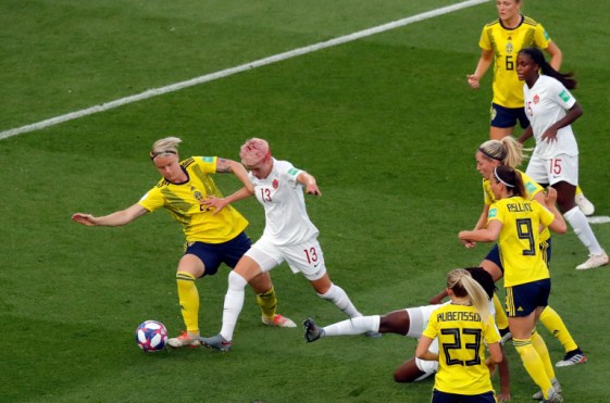 Nilla Fisher à la Coupe du monde face au Canada